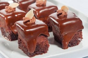 Tasty keto Brownies to Lose Weight