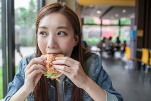 How to Stop Eating in Stress Mode in Public